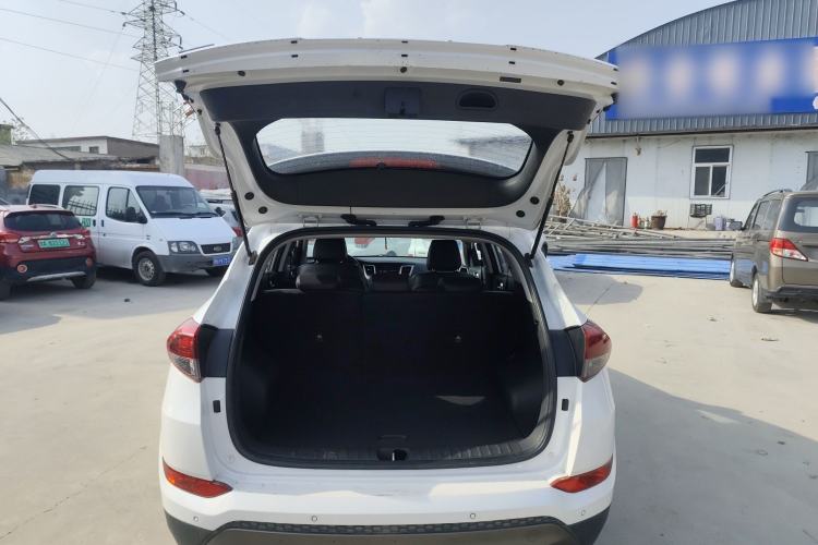 Used Hyundai Tucson 2015 1.6T Dual-Clutch Two-Wheel-Drive Smart Model
