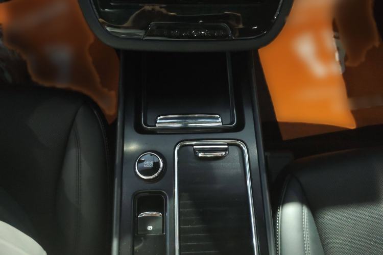 Used Lincoln Corsair 2022 2.0T Two-Wheel Drive Deluxe Edition