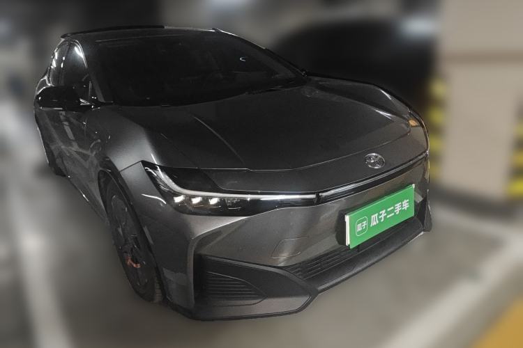 Used Toyota bZ3 2023 616 km Long-Range PRO