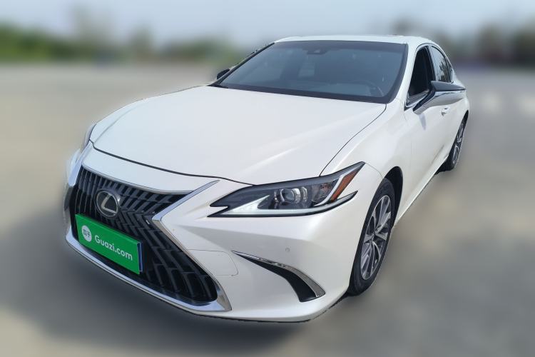 Used Lexus ES 2022 300h Excellence Edition