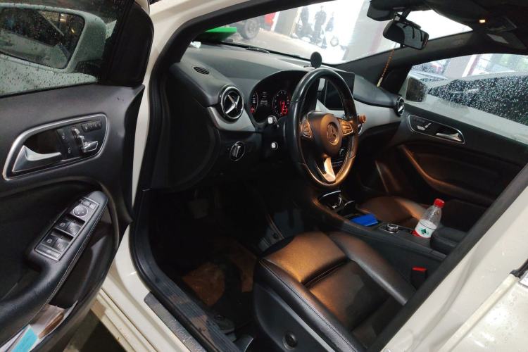 Used Mercedes-Benz B-Class 2017 B 200 Fashion Model
