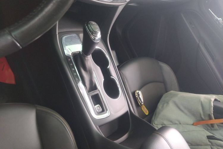 Used Chevrolet Equinox 2018 535T Automatic YuJie Edition