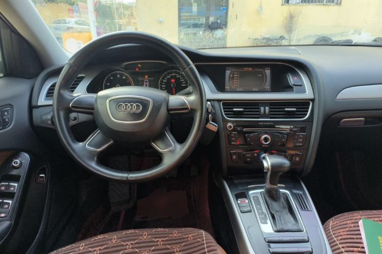 Used Audi A4L 
