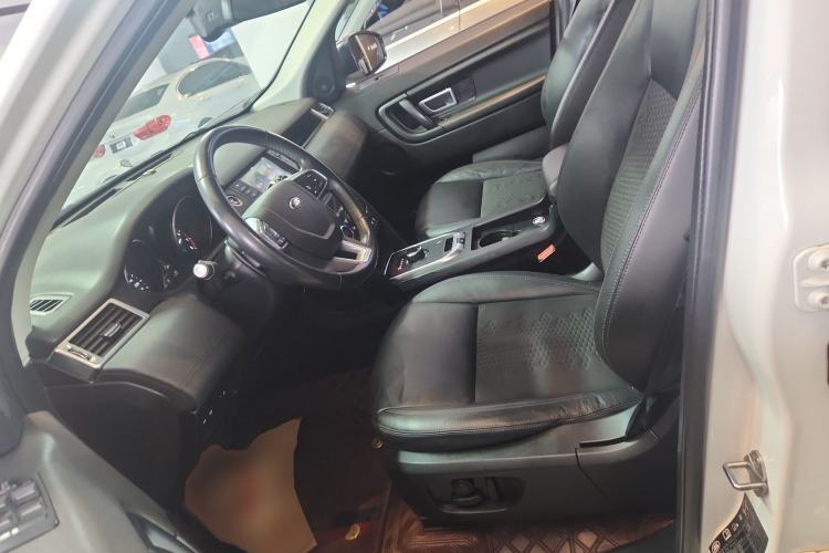 Used Land Rover Discovery Sport 2019 240 PS PURE Edition China VI Standard
