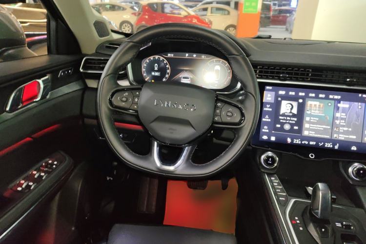 Used Lynk & Co 01 2021 2.0TD Two-Wheel-Drive Pro Trim Steering Wheel