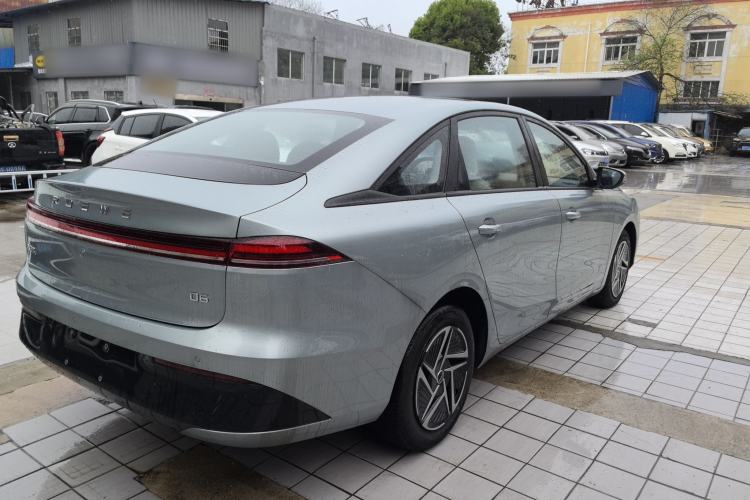 Used Roewe D6 2025 450 km Premium Edition Rear Right 45 Deg