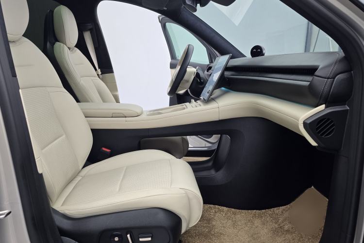 Used Nio ES6 2023 75 kWh
