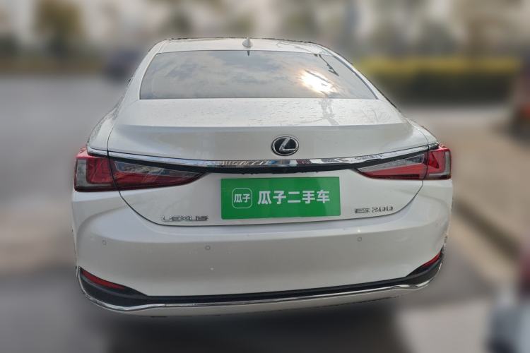 Used Lexus ES 2023 200 Excellence Edition