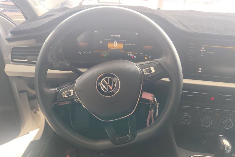 Used Volkswagen Lavida 2021 1.5L Automatic Comfort Edition Steering Wheel