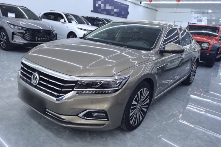 Used Volkswagen Passat 2019 330TSI Luxury Edition China VI Standard