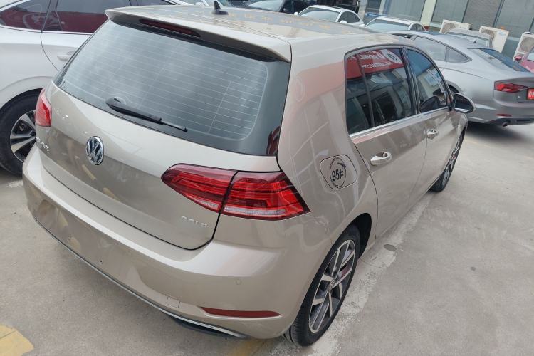 Used Volkswagen Golf 2020 280TSI DSG Comfort Version Rear Right 45 Deg