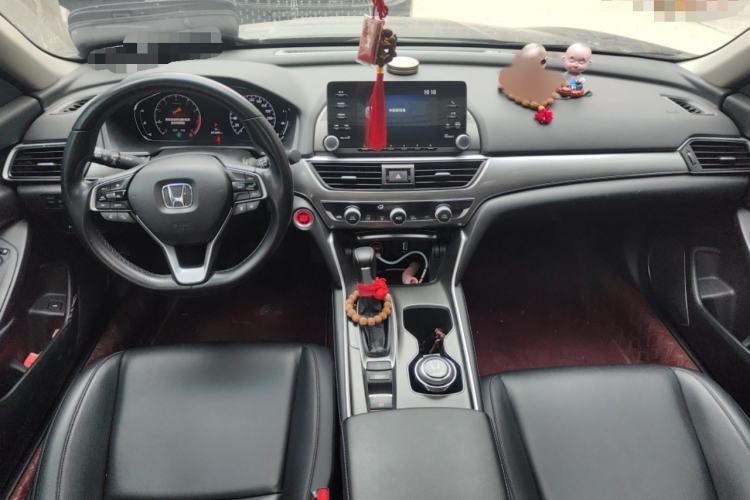 Used Honda Accord 2018 260TURBO Luxury Edition China VI Interior 2
