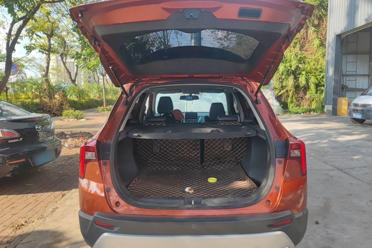 Used Venucia T60 2018 1.6L CVT Smart & Fun Version China V Standard
