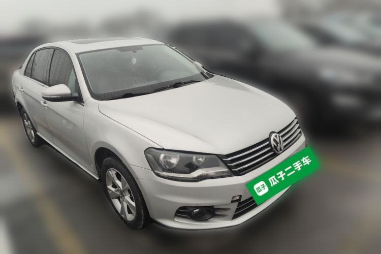 Used Volkswagen Bora 2014 1.6L Automatic Comfort Model Front Right 45 Deg