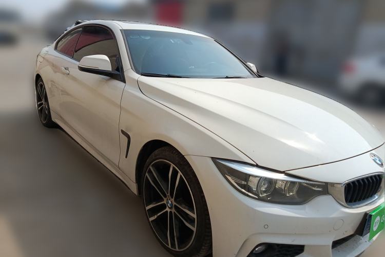 Used BMW 4 Series 2017 425i M Sport Package Front Right 45 Deg