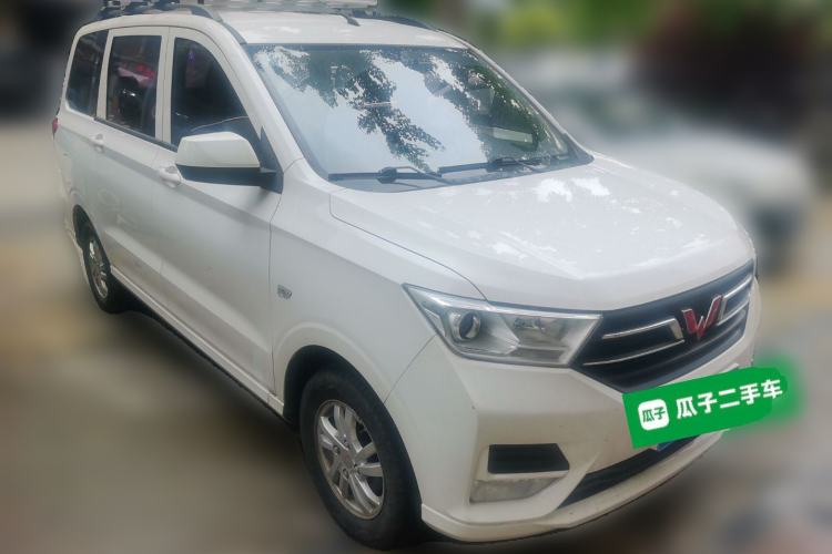 Used Wuling Hongguang 2019 1.5L S Standard Version China VI LAR
