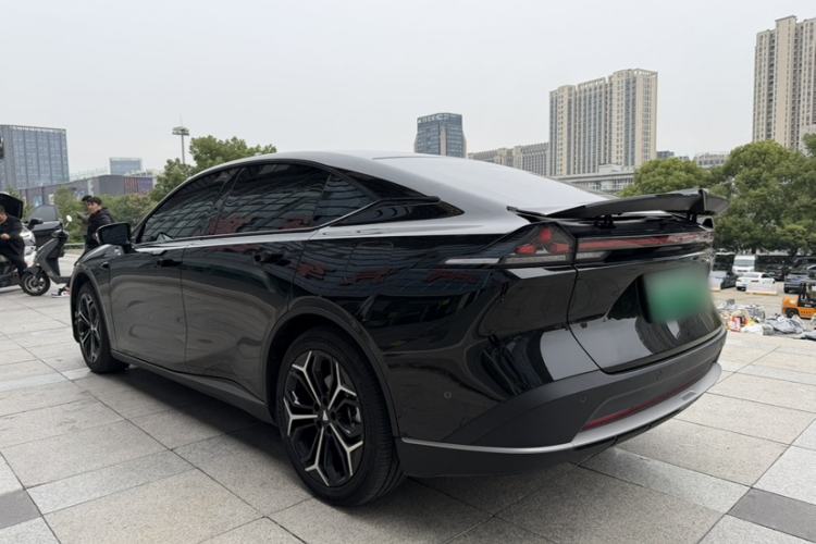 Used Deepal L07 2025 230 Ultra with DeepBlue Intelligent Driving AD PRO Extended-Range Version