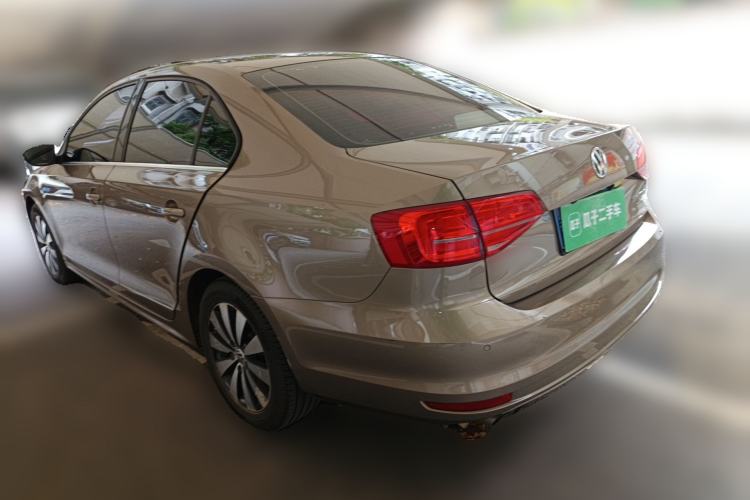 Used Volkswagen Sagitar 2017 230TSI Automatic Comfort Version