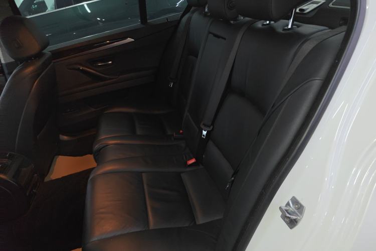Used BMW 5 Series 2017 525Li Leading Model Left Rear Seat