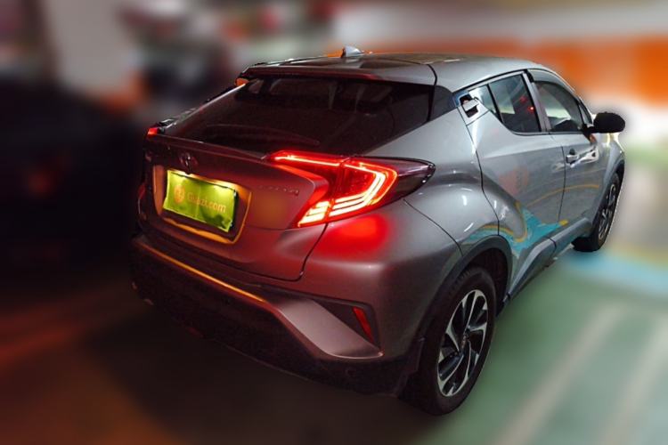 Used Toyota IZOA 2020 2.0L Yichi Version