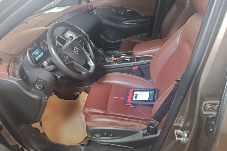 Used Buick LaCrosse 2013 2.4L SIDI Leading Comfort Version Left Front Seat