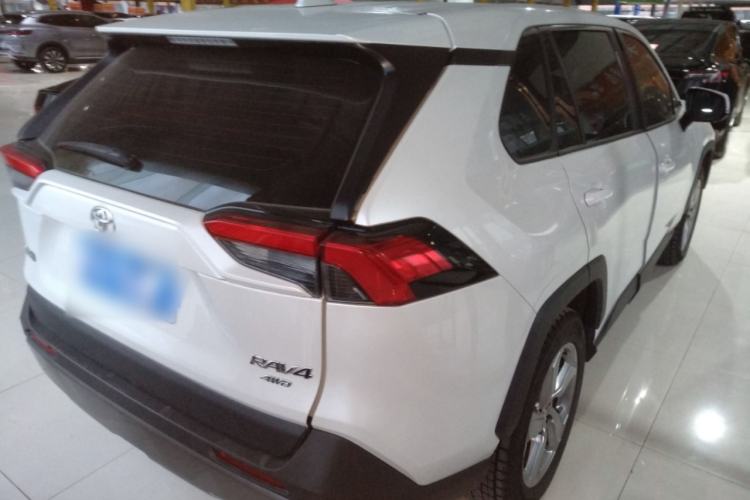 Used Toyota RAV4 2021 2.0L CVT 4x4 Trend Edition
