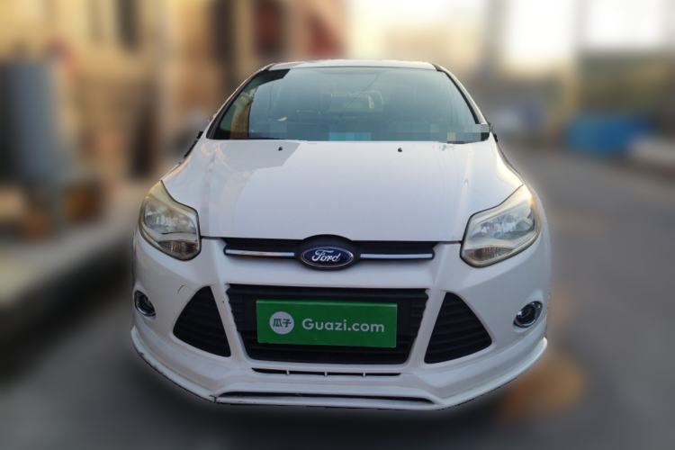 Used Ford Focus 2012 Sedan 1.6L Manual Fashion Edition
