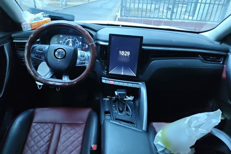 Used FORTHING T5 2020 1.5T Automatic Luxury Model China VI Standard Center Console