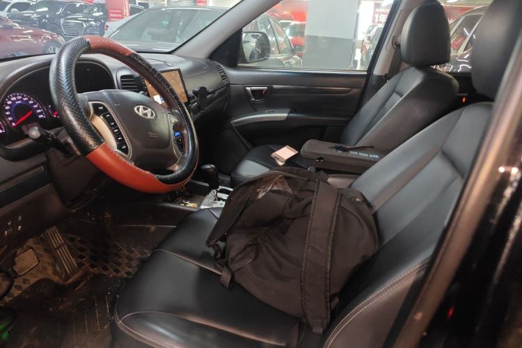 Used Hyundai Santa Fe Classic 2010 2.4 Luxury Edition 7-Seater Four-Wheel Drive Left Front Seat