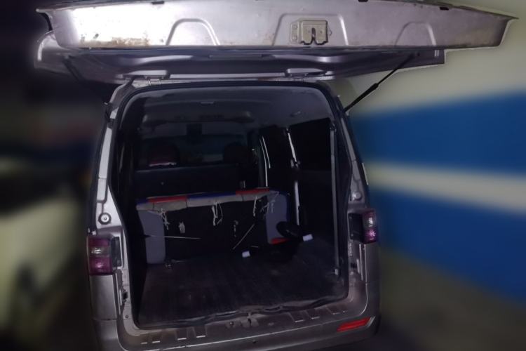 Used Jinbei Hiace X30 2013 1.3L Standard Version Trunk