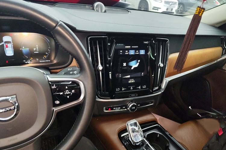 Used Volvo S90 New Energy 2020 T8 eDrive Hybrid Luxury Edition