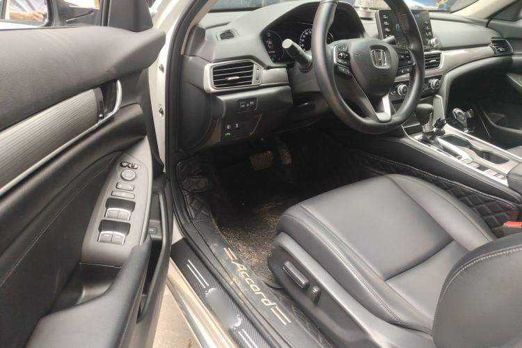 Used Honda Accord 2018 260TURBO Luxury Edition China VI Driver Seat