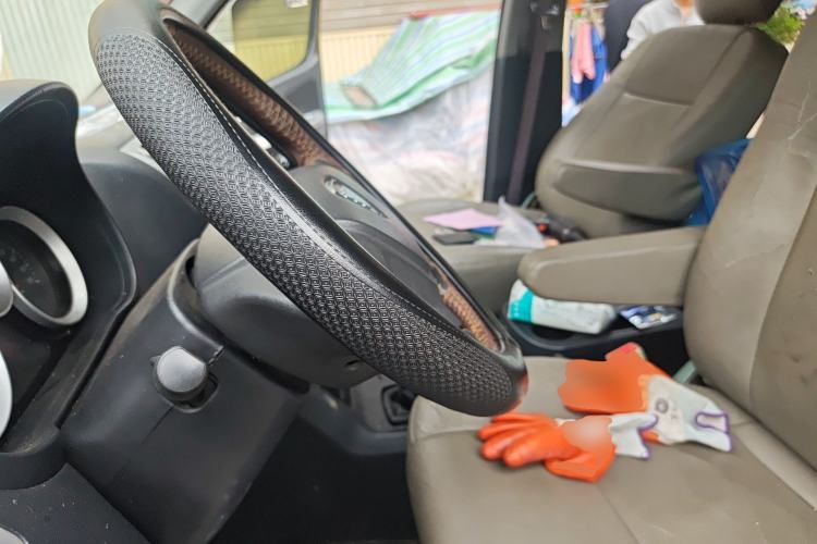 Used Foton MP-X E 2014 2.4L Wealth Express Comfort Version Basic Edition with 4G64