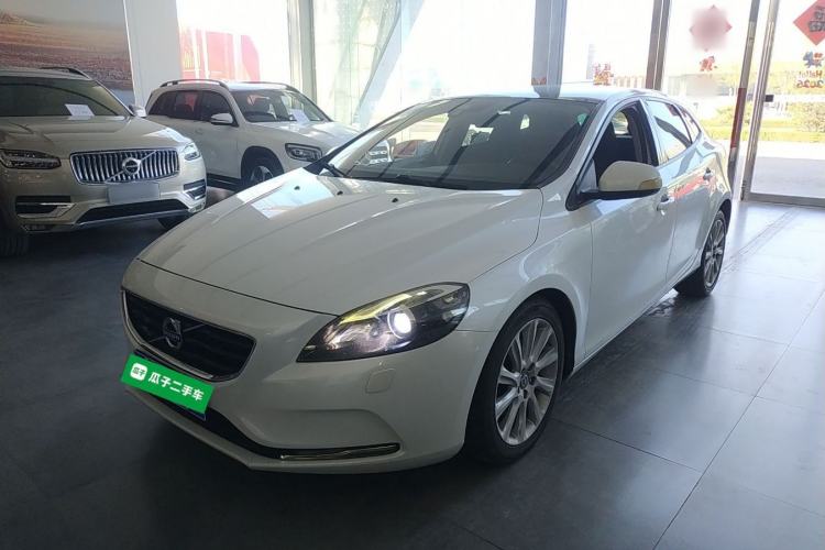 Used Volvo V40 2018 T3 Zhiyi Edition