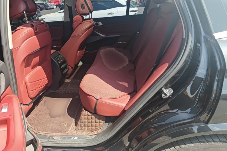 Used BMW X5 2022 Restyled xDrive 30Li Luxury Version M Sport Package
