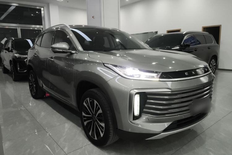 Used EXEED Lingyun 2024 300T Two-Wheel Drive Starlight Edition
