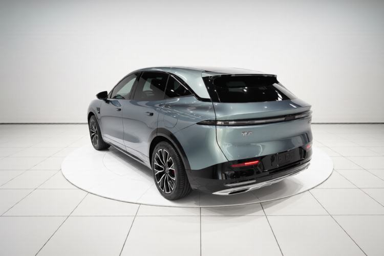 Used Zeekr 7X 2025 100kWh Long-Range All-Wheel Drive Intelligent Driving Version Exterior 2