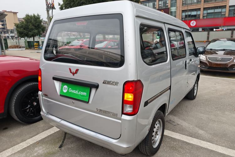 Used Wuling Zhiguang 2015 1.2L Practical LS-I Model