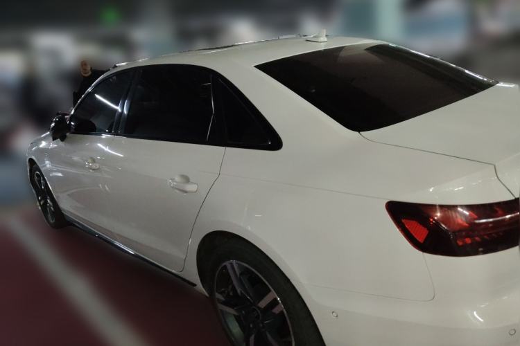 Used Audi A4L 2022 40 TFSI Luxury Dynamic Model
