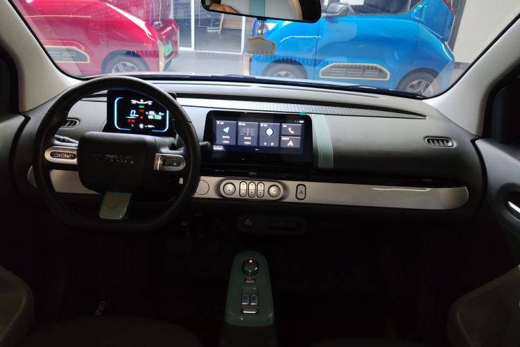 Used CHANGAN NEVO Lumin 2023 205km Xiangqin Version Center Console