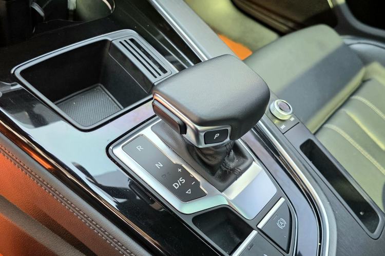 Used Audi A4L 2023 40 TFSI Luxury Dynamic Model