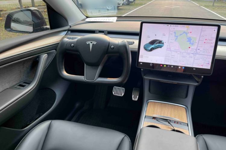 Used Tesla Model Y 2021 Standard Range Rear-Wheel Drive Version
