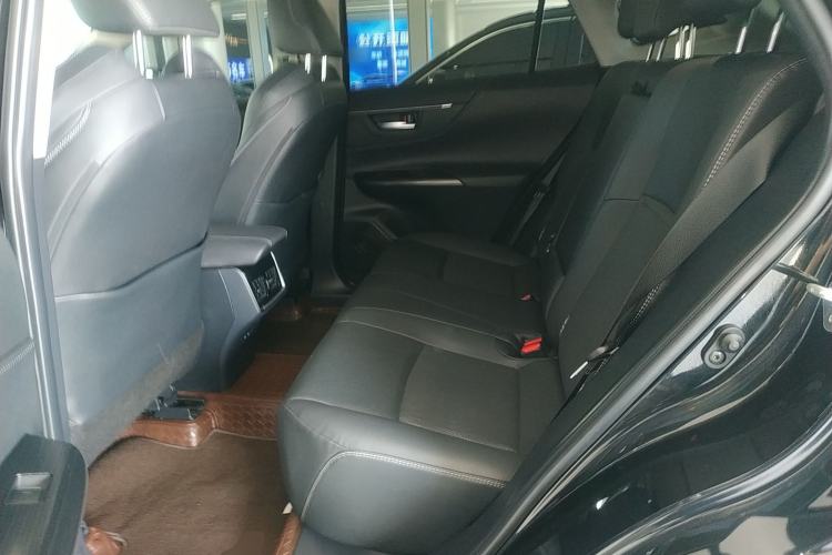 Used Toyota Venza 2023 2.0L CVT Two-Wheel Drive Prestige Version