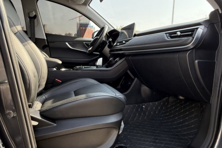 Used Chery Tiggo 8 2025 Excellence Version 230 TCI Automatic Luxury Edition 7 Seats