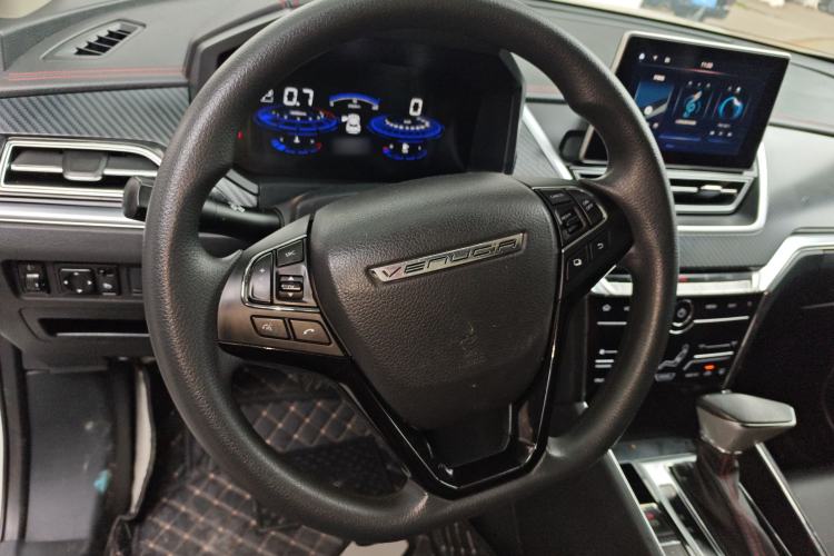 Used Venucia T60 2020 1.6L CVT Smart Drive Version China VI Standard
