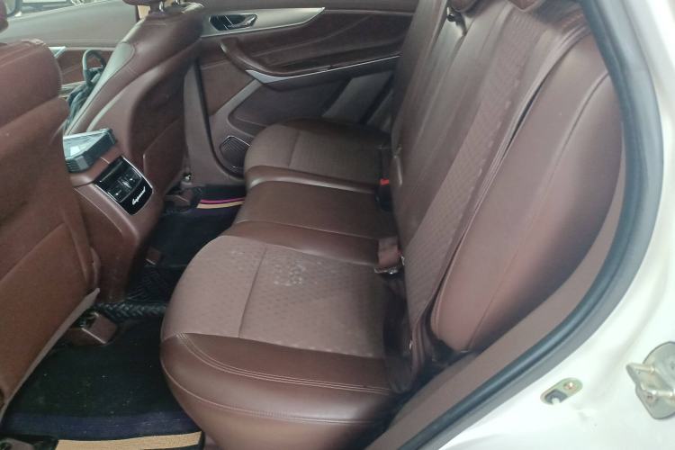 Used Leopaard Mattu 2018 1.6T GDI DCT Comfort Model Left Rear Seat