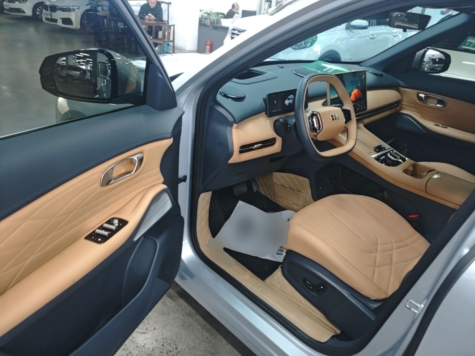 Geely Galaxy Xingjian 7 EM-i 2025 120km Exploration+ Version — снимка 18