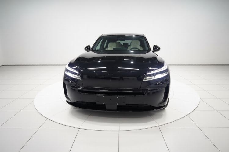 Used ONVO Luxeed L90 2025 Model—Max Six-Seater Version Front