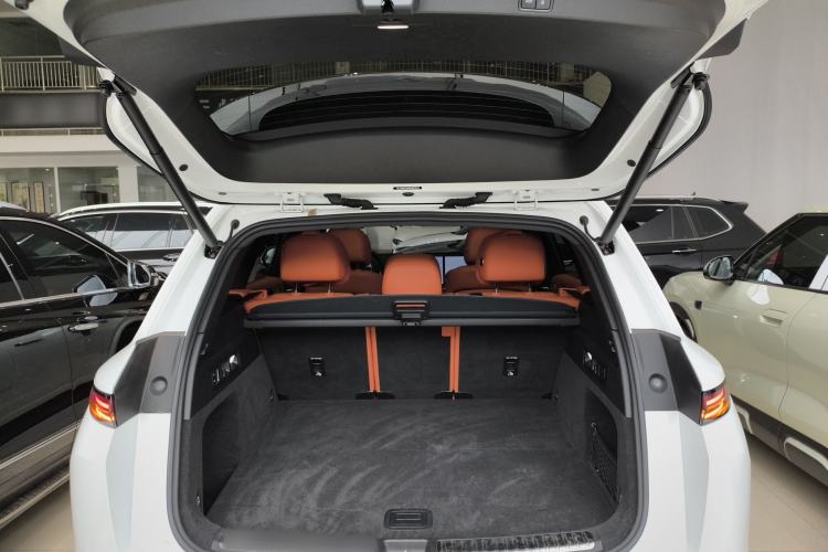 Used Li Auto L7 2023 Air model Trunk