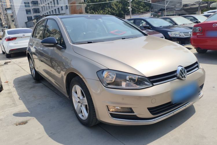 Used Volkswagen Golf 2017 1.6L Automatic Comfort Million-Vehicle Anniversary Edition Exterior 1